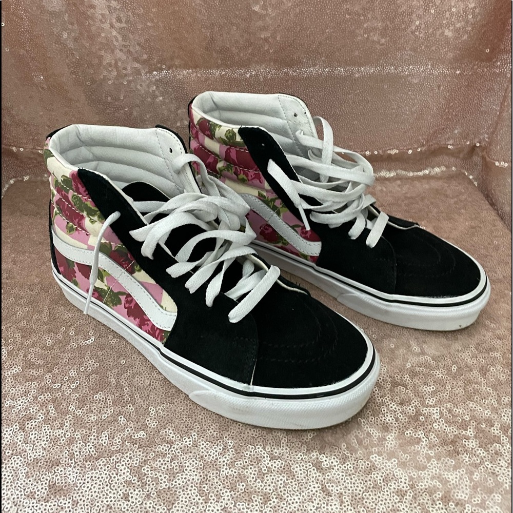 Vans womens hi-top NWOT sz 8